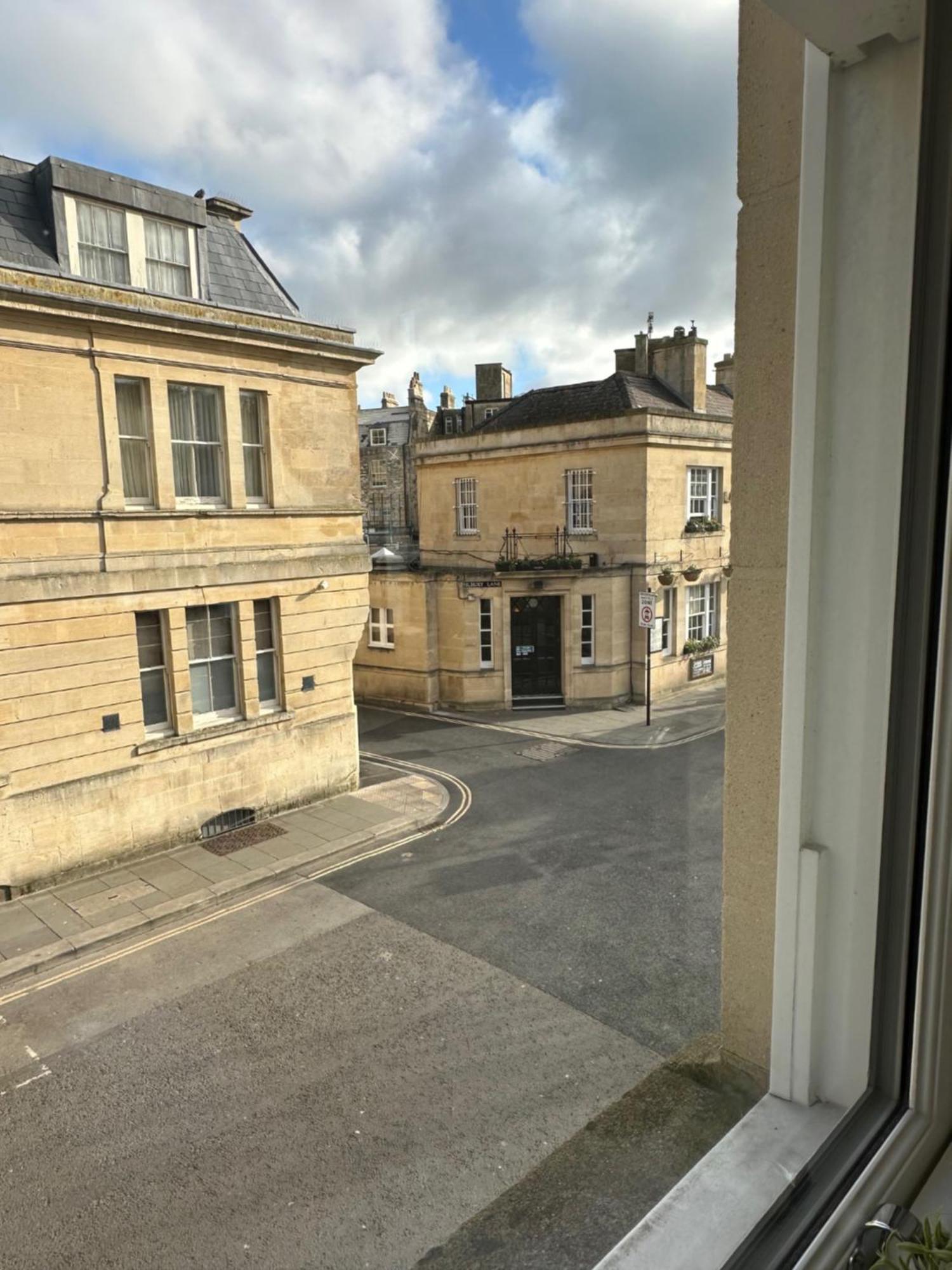 Apartamento Contemporary Pied A Terre In The Heart Of Bath Exterior foto